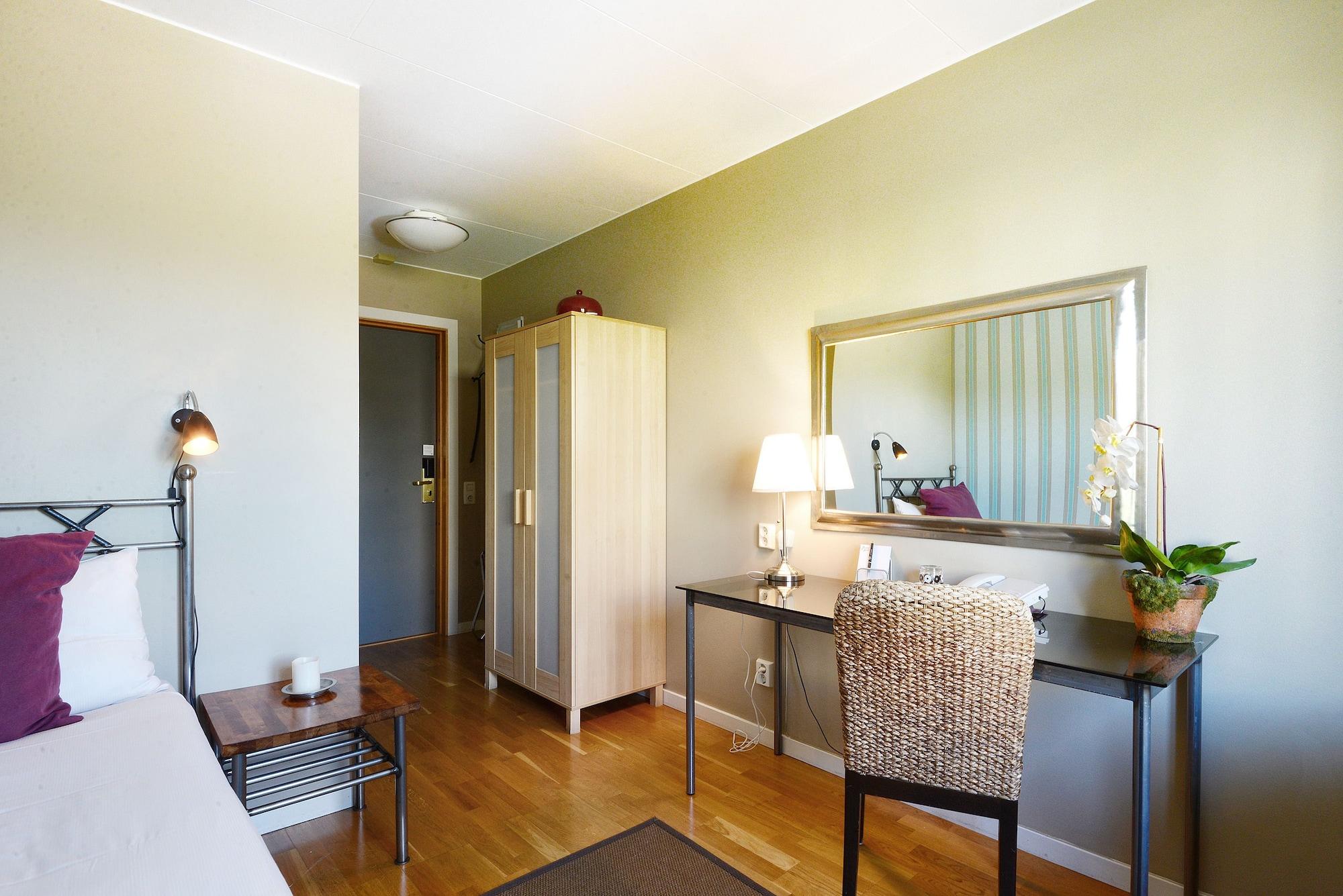 Maude'S Hotel Enskede Stockholm Luaran gambar